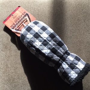 G H Bass & Co. Heavy Duty Ice Scraper/New